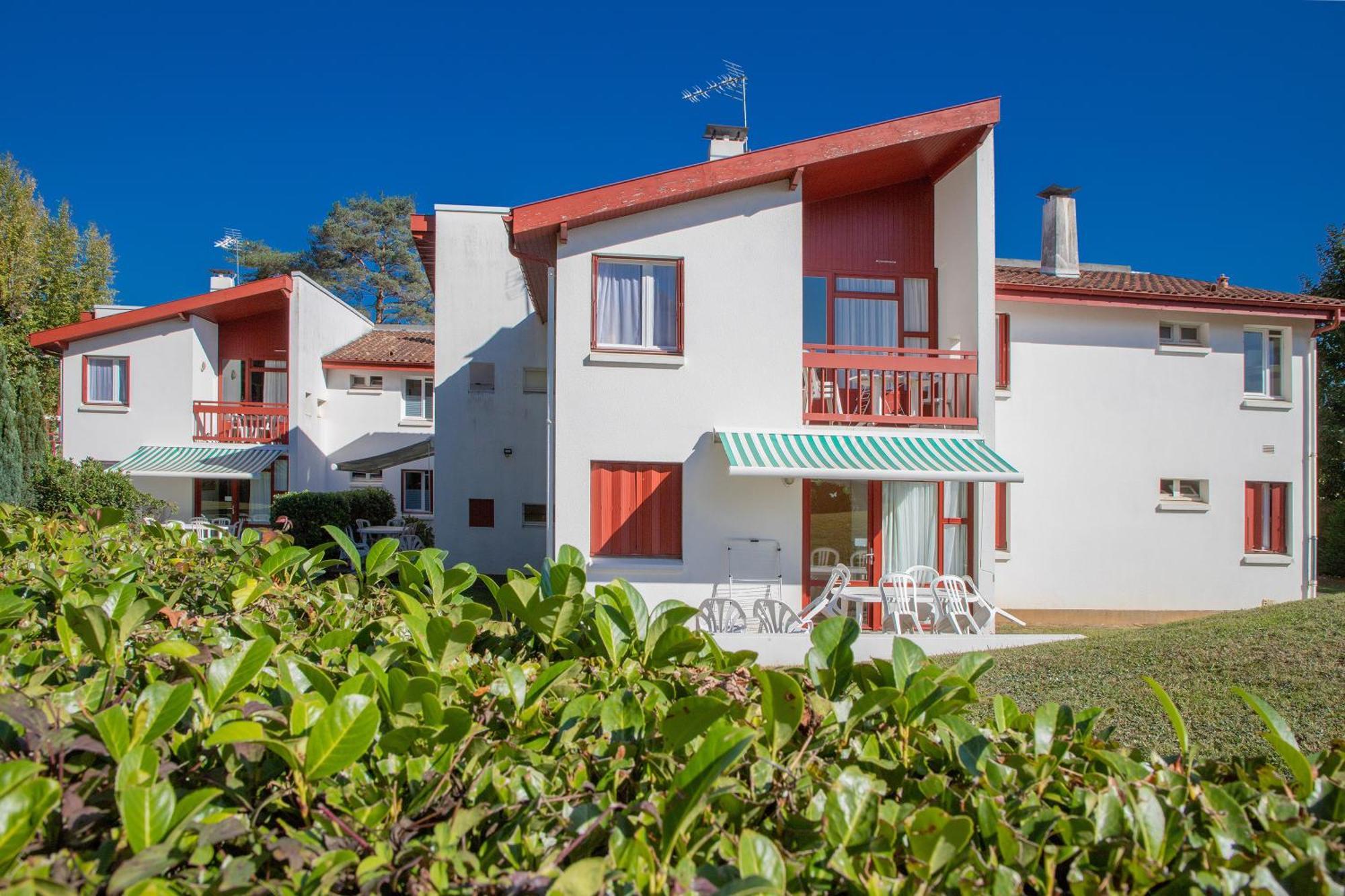 Vvf Residence Pays Basque Saint-Jean-Pied-De-Port Exterior foto